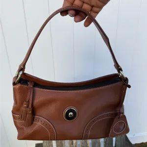 Dooney‎ & Bourke Tan Pebbled Leather Zipper Closure Hobo Shoulder Bag W thumbnail 1