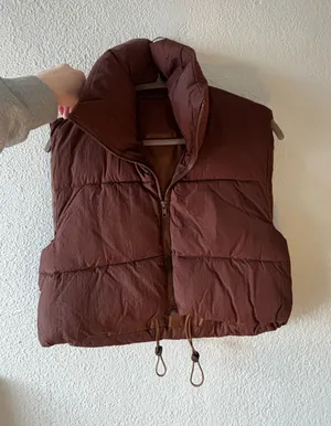 Brown Puffer Vest Amazon thumbnail 1