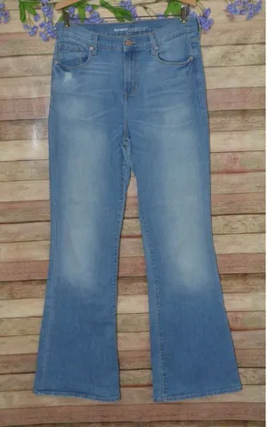 Old Navy Womens Jeans High Rise Flare Light Wash Size 12 Stretch Denim Classic thumbnail 1