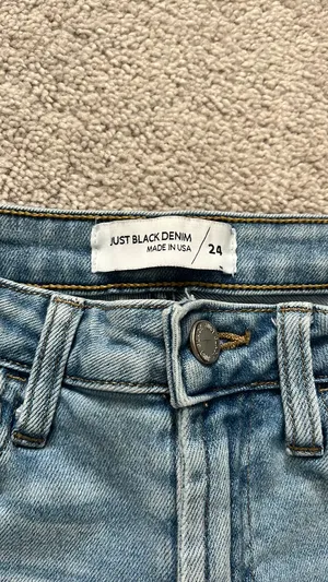 Just Black Denim Jeans thumbnail 4
