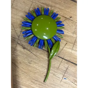 Vintage Blue & Green Flower Brooch Pin Handmade Glass Beads & Metal Backing thumbnail 3
