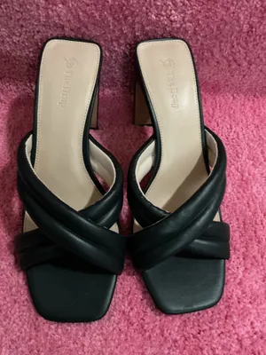 Sandals Black Size 9 thumbnail 1