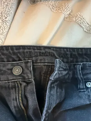 American Eagle Jeans thumbnail 2