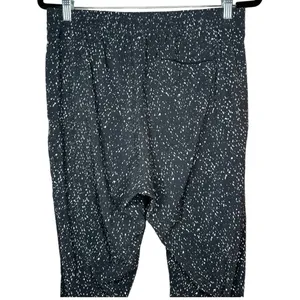 Lululemon Jogger Butterfly Texture Black White Size 8 thumbnail 10