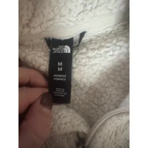 The North Face‎ White Sherpa Fleece Zip Up Jacket Womens Size Medium thumbnail 4
