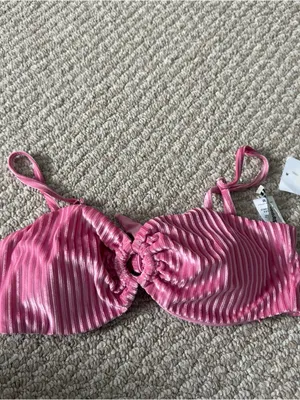 Dippin' Daisy's Pink Ribbed Ring-Front Bikini Set thumbnail 9