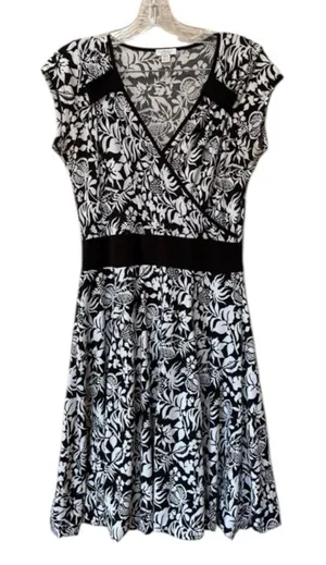 Vintage Y2K Dark Floral Dress M Witchy Romantic Fit Flare Black White thumbnail 1