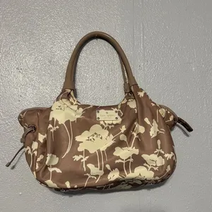 Chic Kate Spade Neutral Floral Nylon Leather Hobo Bag Shoulder Purse Trendy thumbnail 4