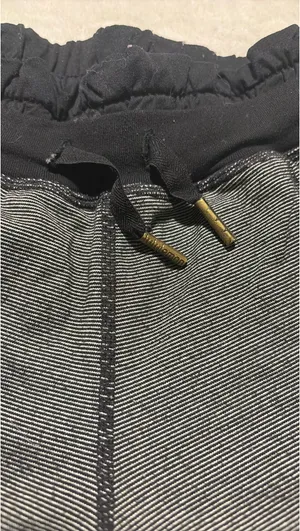 Lululemon Shorts thumbnail 3