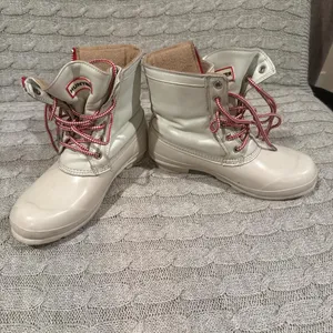 Hunter Women's Cream and White Boots Size 9 thumbnail 3