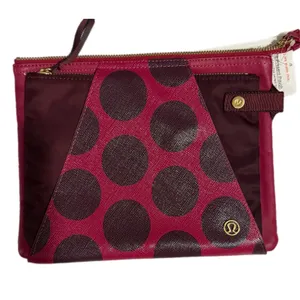 Lululemon In The Present Pouch Deep Ruby Bordeaux Drama Polka‎ Dot W9M61S NWT thumbnail 8