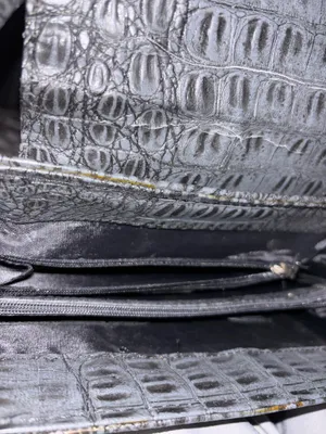 Black handbag thumbnail 3