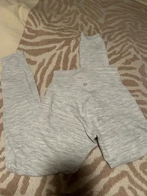 Lululemon leggings thumbnail 4