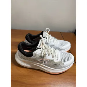 Skechers Go Walk Max Walker Vea Size 8.5 White Black Running Shoes Sneakers thumbnail 4