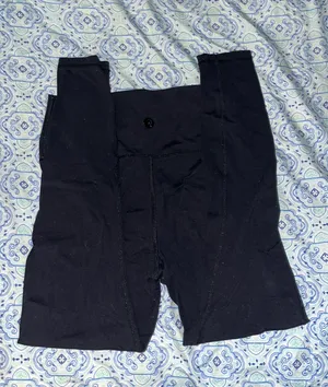 black leggings thumbnail 2