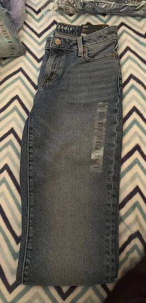 American Eagle Jeans thumbnail 1