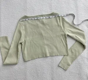 Princess Polly buttondown cropped longsleeve cardigan thumbnail 5