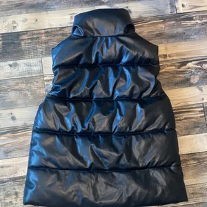 GAP Sleek Black Faux Leather Puffer Vest thumbnail 5