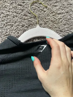 Gymshark Top thumbnail 4