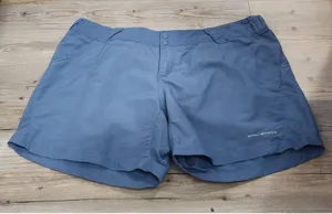 Columbia PFG Omni‎ Shade Women's XL Blue Fishing Shorts Utility Zip Pockets thumbnail 1