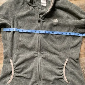 The North Face Gray Hooded Jacket L thumbnail 5