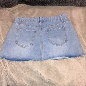 🎉4 for $20 Shein Denim Mini Skirt, Medium (US 6) thumbnail 3