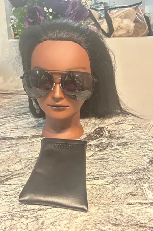 Quay Australia Black Aviator Sunglasses with Smoke Lenses Vivienne NWOT thumbnail 1