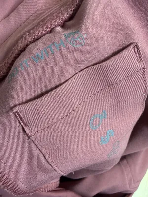 Figs Women's Zamora Jogger Scrub Pants in Mauve W2474 Sz XS thumbnail 8