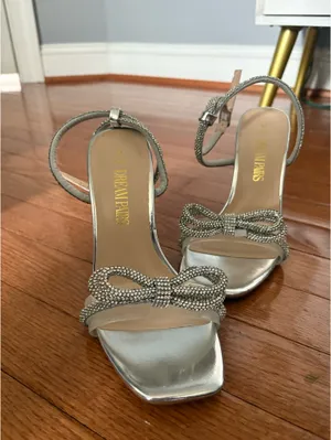 Silver Bow Heels Amazon thumbnail 6