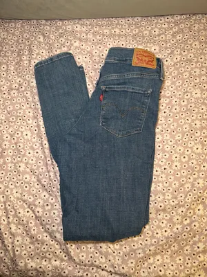 Levi’s 311 Shaping Skinny Jeans Women’s Size 28 Blue Distressed Stretch Denim thumbnail 3