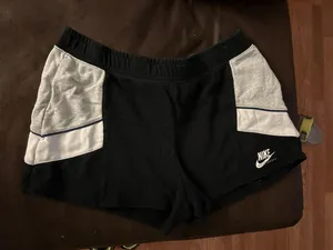 Nike Shorts thumbnail 1