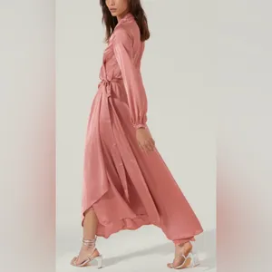 NWT! Nasty Gal Satin Long Sleeve Maxi Wrap Dress Size 6 thumbnail 13
