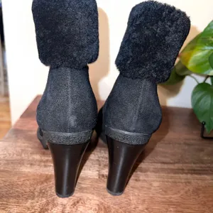 Via Spiga‎ Leya Black Suede Leather Lace Up Heeled Ankle Boots Fur Cuff Size 7.5 thumbnail 5