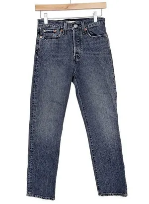 Levi's Premium Black Wedgie Straight Jeans Sz 26 thumbnail 1