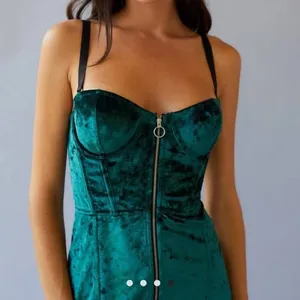 Urban Outfitters Bella Bustier Green Velvet Corset Mini Dress 90s Indie Alt thumbnail 2