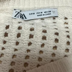 Zara Cream Long Sleeve Open Knit Relaxed Fit Sweatshirt Sweater Top Size M thumbnail 3