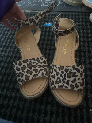 Flat heels Size 6 thumbnail 2