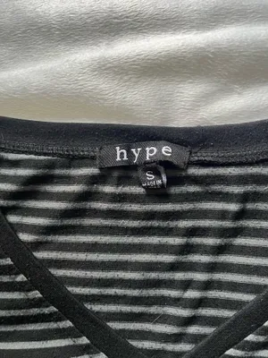 Y2K Vintage Hype Fitted V Neck Striped Long Sleeve Black thumbnail 3