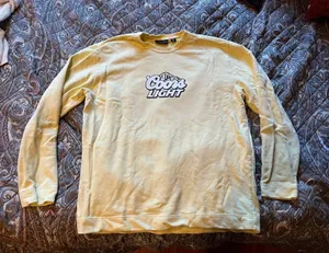 Coors Light Yellow Crewneck Size XL thumbnail 3