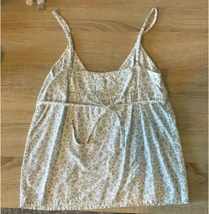 Brandy Melville White and Blue Floral Babydoll Top with Tie thumbnail 2