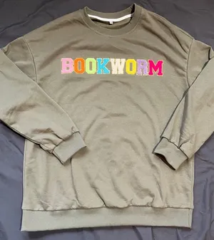 Bookworm Green Crewneck Sweater Women’s Medium Reading Teacher Appliqué Cute thumbnail 1