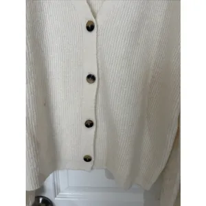 Lane Bryant V Neck Cardigan Pointelle Balloon Sleeve 14/16 1X Cream Twee Coquett thumbnail 3