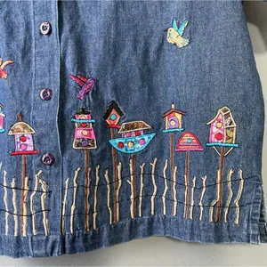 Sarah Studio Denim Button Up Shirt Size XL Embroidered Blue Birdhouse Garden thumbnail 6