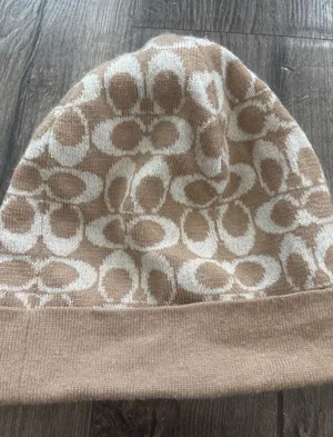 Vintage y2k Coach Signature C Logo Beanie Hat Tan Cream Wool Blend OS‎ thumbnail 1