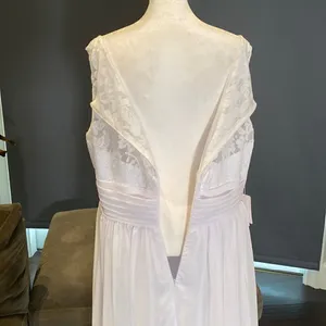 Women’s Full Length Chiffon White Wedding or Special Event Dress Size 16 NWT thumbnail 7