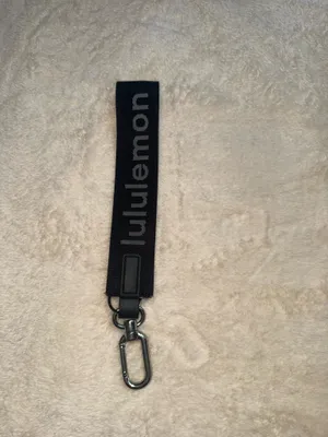 Lululemon Keychain thumbnail 2