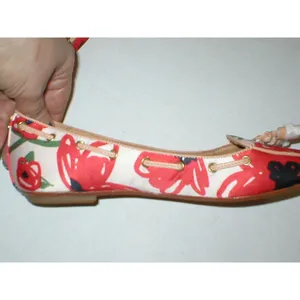 New Womens Authentic Coach Flats Satin Leather 5.5 6 Red Ivory Tassels Shoes Log thumbnail 7