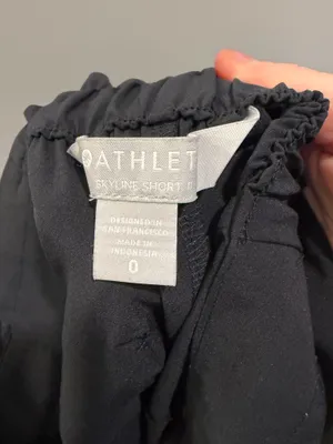 Athleta Tie Waist Paper Bag Waist Skyline Short II Black thumbnail 9