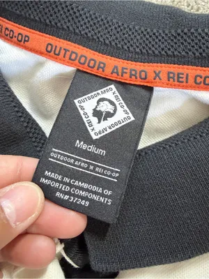REI Co-op + Outdoor Afro Women’s Polo Shirt Shortsleeve in White M thumbnail 6
