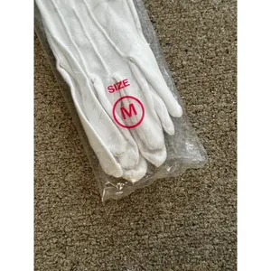 Vintage White Gloves Size Medium New in Original Packaging thumbnail 5